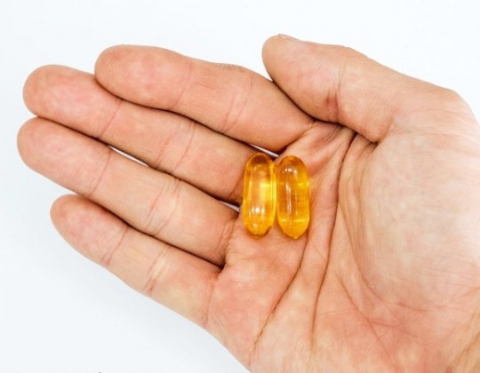 Nên mua Viên uống dầu cá Kirkland Signature Fish Oil 1000mg hay Viên uống Careline Fish Oil 1000mg?