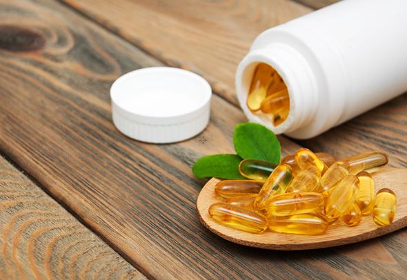  Cơ chế tác động của Vitamin E và tinh dầu hoa anh thảo