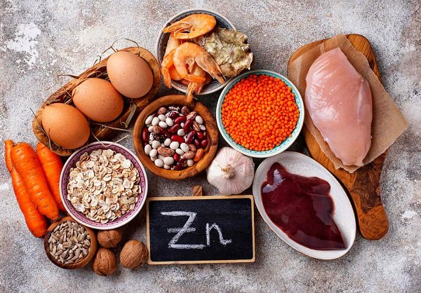 Mẹ nên đa dạng khẩu phần ăn để bổ sung kẽm qua thực phẩm cho trẻ